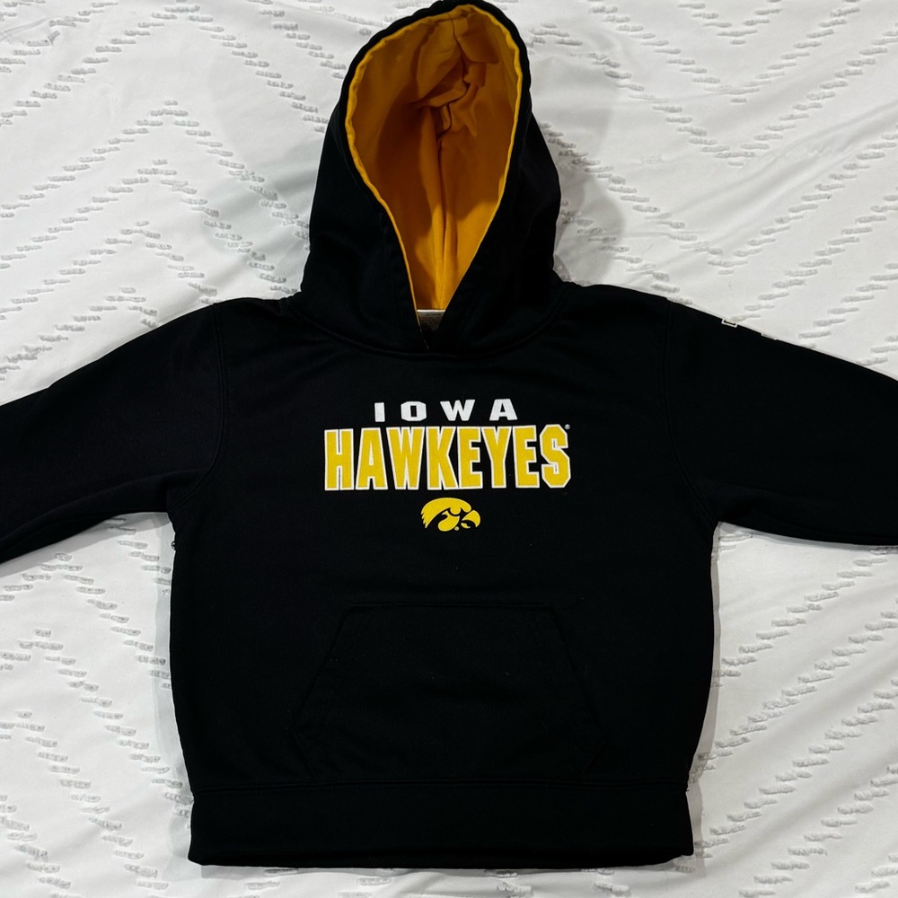 Colosseum Black & Gold Iowa Hawkeyes Pullover Hoodie